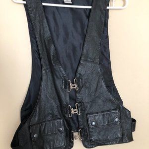 Scenario Men's Black Leather Vest.